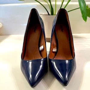 Mossimo blue patent high heel pumps. Size 11